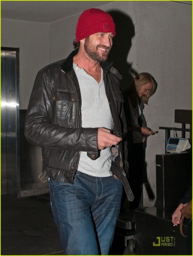 gerard-butler-lax-05.jpg