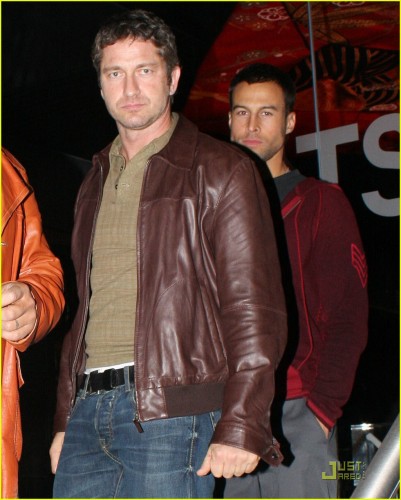 gerard-butler-dante-spencer-05.jpg