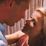 tumblr_m4lqra5AA21qzofn9o5_250.gif