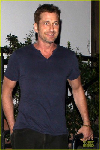 gerard-butler-cecconi-dinner-after-god-of-egypt-news-02.jpg
