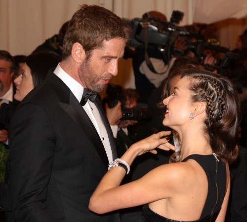 gerard-butler-miranda-kerr-640x576.jpg