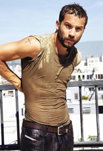 logan-marshall-grin2.jpg