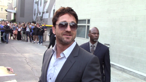 gerard-butler-urges-fans-get-little-rowdy-744050.png (2.53 МБ) 1885 просмотров gerard-butler-urges-fans-get-little-rowdy-744050.png