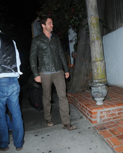 gerard-butler-45th-birthday03.jpg