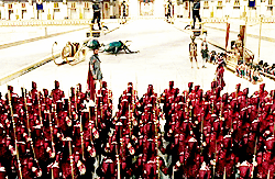 tumblr_ny0fum5esR1tl3keso4_250.gif