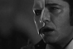 tumblr_nlkrfsNJOI1tl3keso4_250.gif