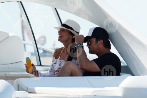 prev_watermarked0_57651102.jpg
