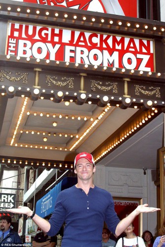 3BA828B200000578-4067352-Stage_star_The_Australian_actor_is_no_stranger_to_musical_theatr-m-75_1482802107128.jpg