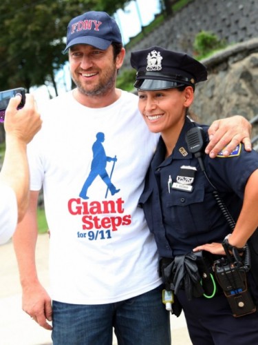 Gerard-Butler-cop.jpg