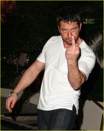 gerard-butler-middle-finger-salute-.jpg