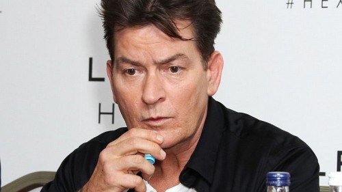 z22621167IE,Charlie-Sheen.jpg