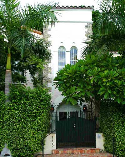 casatua-home-image-1.jpg