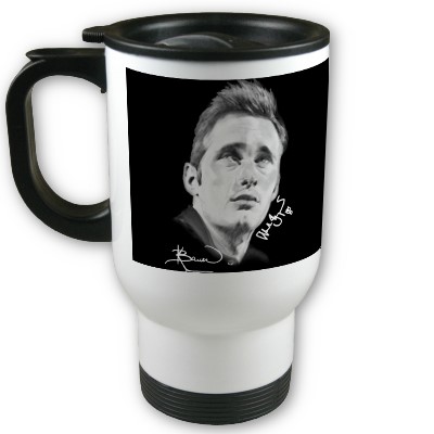 alexander_skarsgard_by_kristin_bauer_van_straten_mug-p1688114064203171822lnju_400.jpg