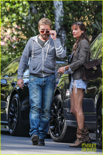 gerard-butler-pda-filled-photos-with-morgan-brown-48.jpg